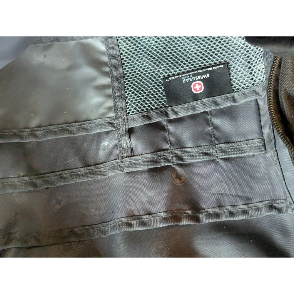Wenger SWISSGEAR Synergy Laptop Backpack‎ Black Gray Work School Travel Bag
